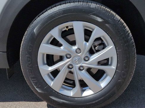 Certified 2021 Hyundai Tucson SE image 14