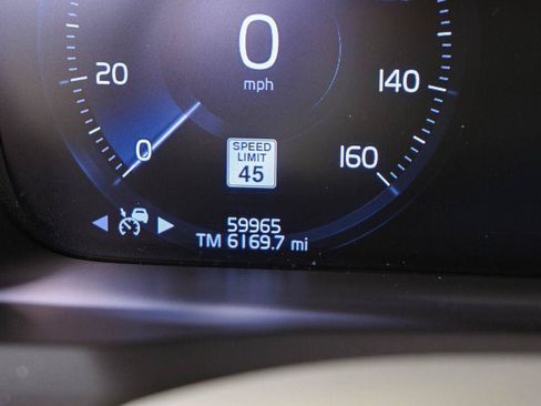 Used 2021 Volvo XC90 T8 Inscription Expression w/ Advanced Package AWD/4WD image 13