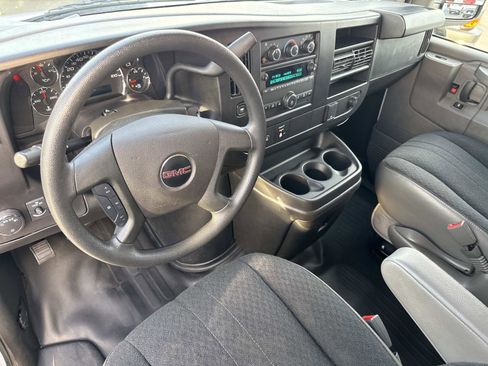 Used 2024 GMC Savana 2500 w/ Driver Convenience Package image 9