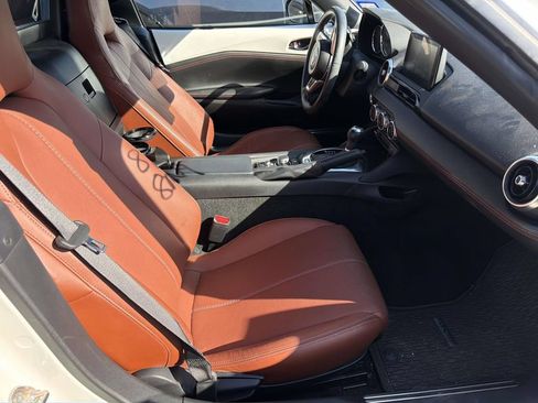 Used 2022 MAZDA MX-5 Miata RF Grand Touring w/ Weather Package RWD image 22