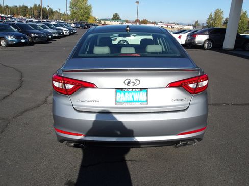 Used 2015 Hyundai Sonata Limited w/ Option Group 05 image 4