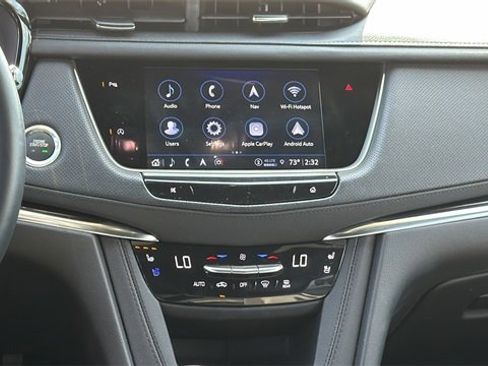 Certified 2025 Cadillac XT5 Premium Luxury image 17