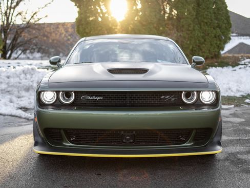 Used 2023 Dodge Challenger R/T Scat Pack image 2