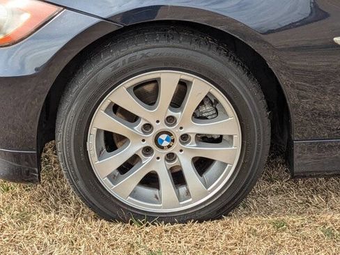 Used 2007 BMW 328xi Sedan image 10