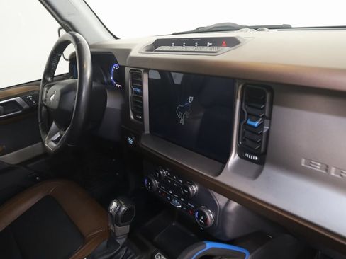 Used 2022 Ford Bronco Outer Banks w/ Sasquatch Package image 43