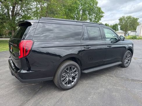 New 2026 Ford Expedition Max Platinum w/ Stealth Appearance Package AWD/4WD image 5
