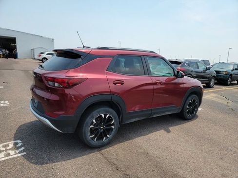 Used 2022 Chevrolet TrailBlazer LT AWD/4WD image 5