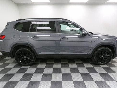 New 2026 Volkswagen Atlas SE image 7