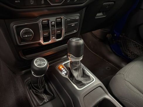 Used 2018 Jeep Wrangler Unlimited Sahara w/ Safety Group image 24