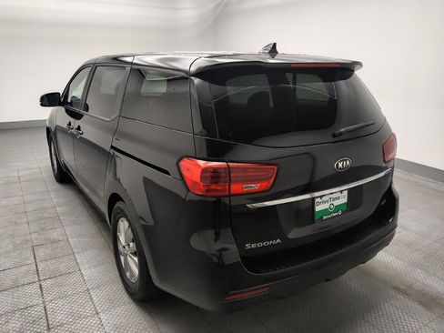 Used 2020 Kia Sedona LX FWD image 5