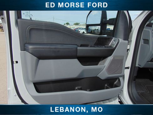 New 2026 Ford F250 XLT w/ XLT Premium Package image 19