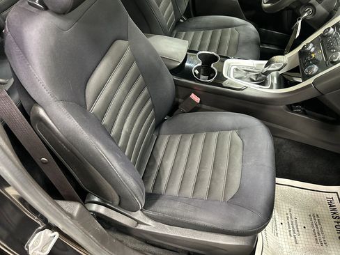 Used 2014 Ford Fusion SE image 34