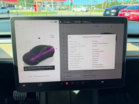 Used 2023 Tesla Model Y Performance image 17