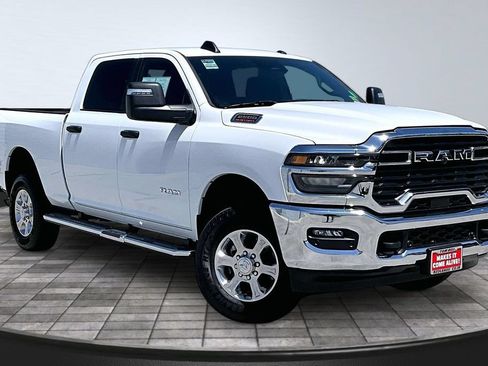 Used 2026 RAM 2500 Big Horn AWD/4WD image 38