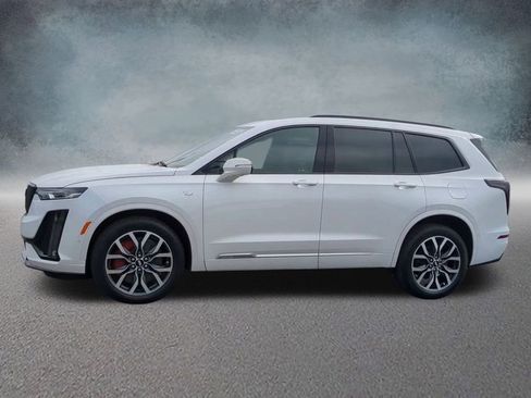 New 2024 Cadillac XT6 Sport w/ Technology Package image 9