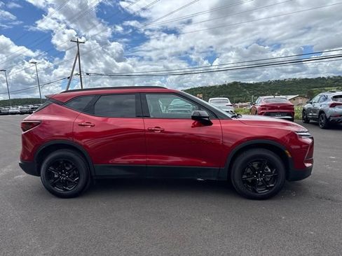Used 2023 Chevrolet Blazer LT w/ Convenience Package FWD image 4