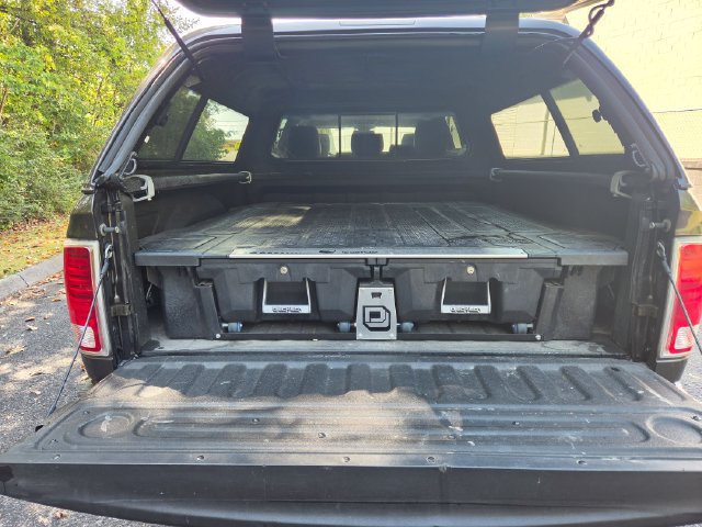 Used 2016 RAM 2500 Laramie w/ Convenience Group AWD/4WD image 3
