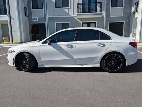 Used 2019 Mercedes-Benz A 220 A 220 4dr Sedan image 5
