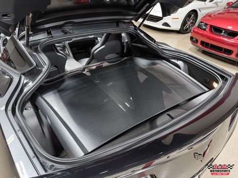 Used 2017 Chevrolet Corvette Z06 Coupe w/ 3LZ RWD image 46