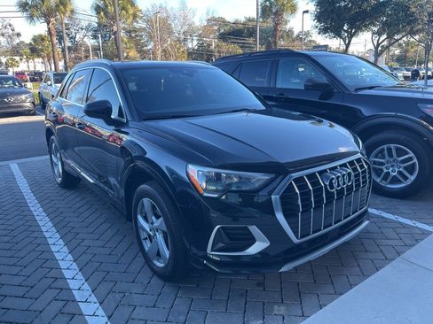 Used 2020 Audi Q3 2.0T Premium image 7