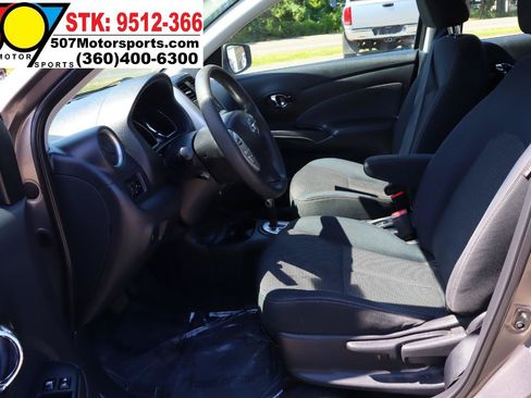 Used 2016 Nissan Versa SV FWD image 13