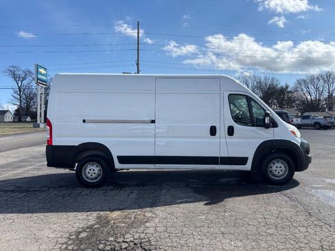 Used 2023 RAM ProMaster 2500 w/ Convenience Group image 7