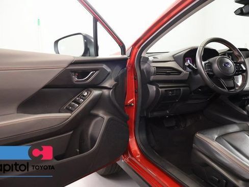Used 2024 Subaru Crosstrek 2.5i Limited w/ Crosstrek Mirror Package AWD/4WD image 8