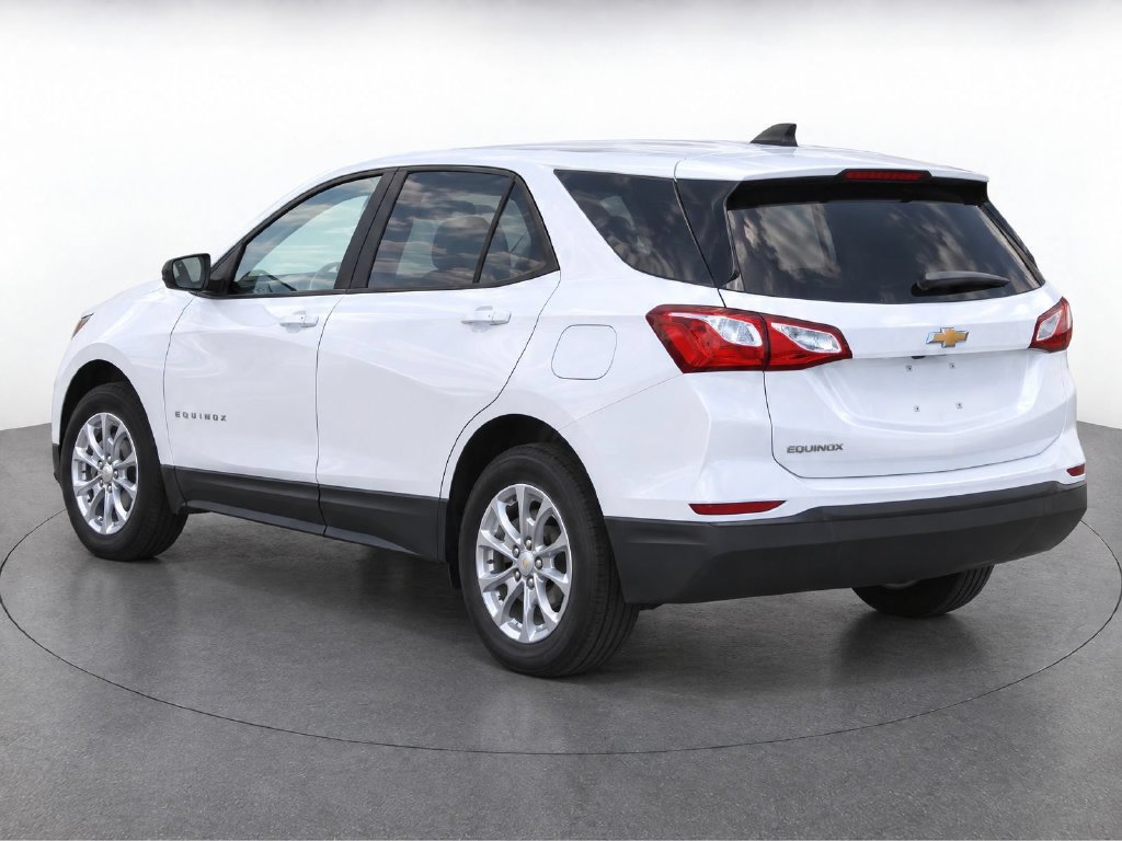 Used 2020 Chevrolet Equinox LS FWD image 4