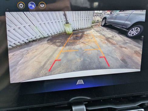 New 2026 Chevrolet Equinox LT image 18