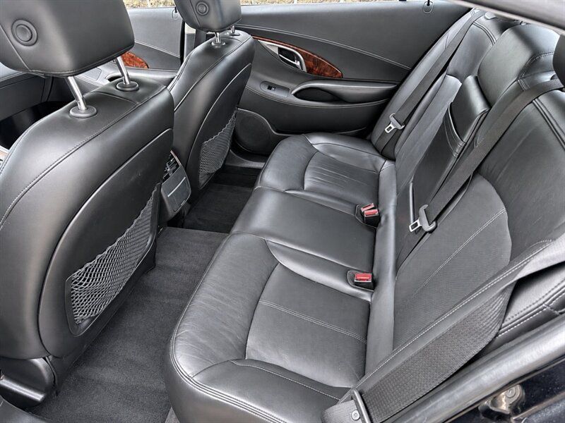 Used 2013 Buick LaCrosse Premium FWD image 10
