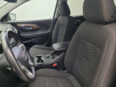 Used 2021 GMC Terrain SLE FWD image 17