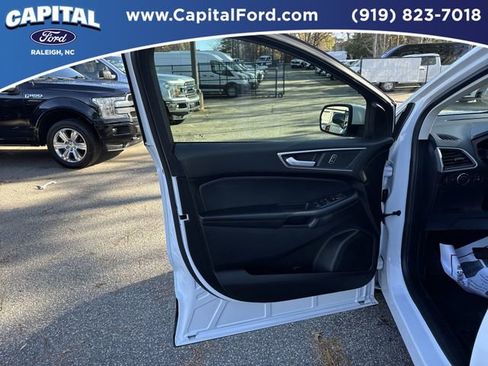 Certified 2022 Ford Edge SEL w/ Convenience Package image 19