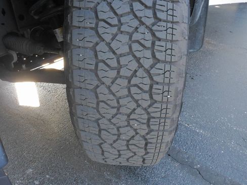 Used 2024 Chevrolet Silverado 1500 LT image 28