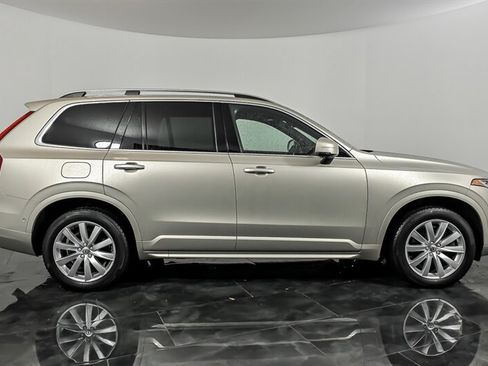 Used 2016 Volvo XC90 T6 Momentum AWD/4WD image 10