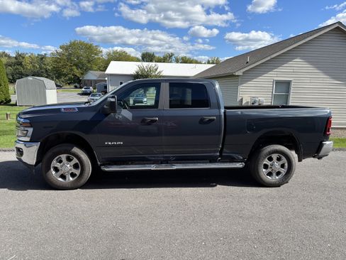 Used 2026 RAM 2500 Big Horn AWD/4WD image 6