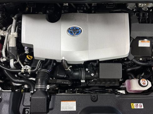 Used 2021 Toyota Prius Prime XLE w/ Carpet Mat Package (TMS) FWD image 26