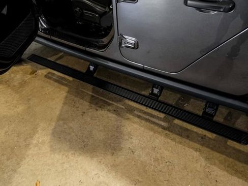 Used 2021 Jeep Gladiator Mojave image 8