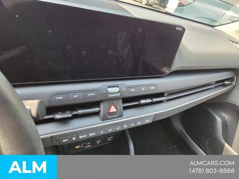 Used 2025 Kia K4 FWD image 8