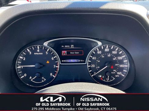 Used 2019 Nissan Pathfinder SV w/ SV Tech Package image 13