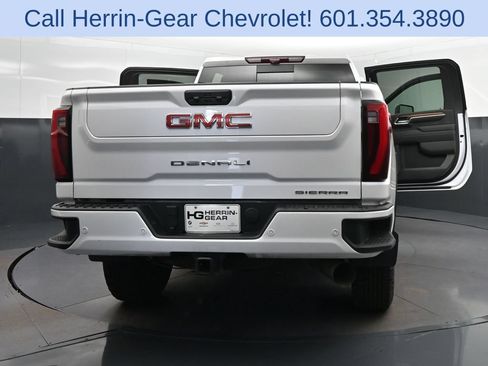Used 2024 GMC Sierra 2500 Denali w/ Denali Reserve Package AWD/4WD image 53