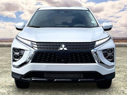 Used 2025 Mitsubishi Eclipse Cross ES AWD/4WD image 2