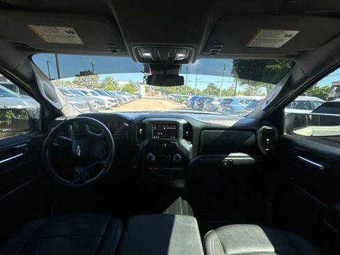 Used 2022 Chevrolet Silverado 1500 W/T w/ WT Value Package AWD/4WD image 13