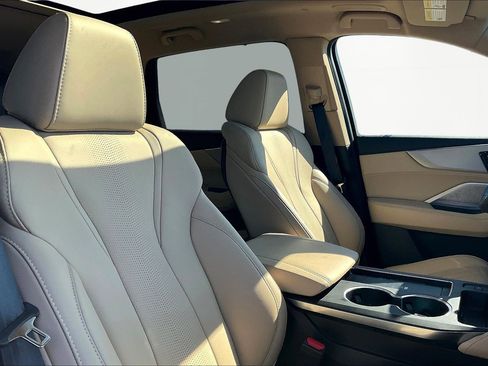 Used 2025 Acura MDX w/Technology Package image 31