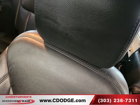 Used 2017 Jeep Wrangler Unlimited Sahara image 18