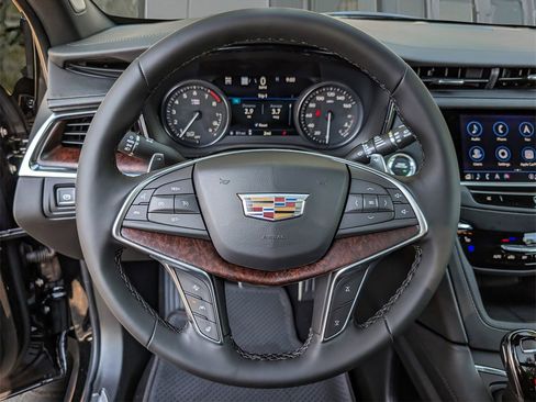 New 2025 Cadillac XT5 Sportv w/ Technology Package image 14