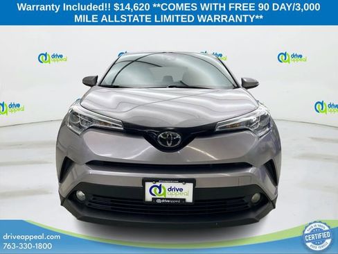 Used 2018 Toyota C-HR XLE FWD image 2