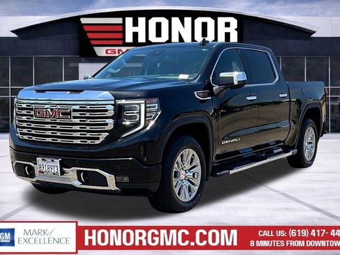 Used 2023 GMC Sierra 1500 Denali AWD/4WD image 3