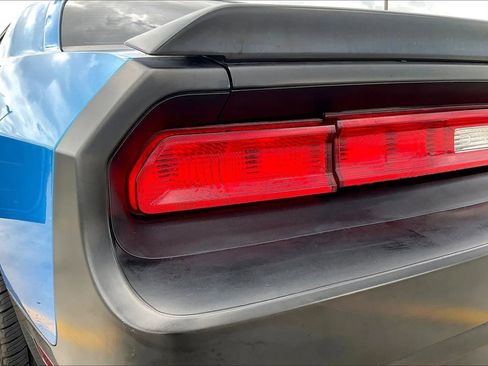 Used 2010 Dodge Challenger SRT8 w/ SRT Option Group II RWD image 23
