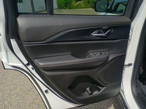 Certified 2023 Jeep Grand Cherokee Altitude AWD/4WD image 20