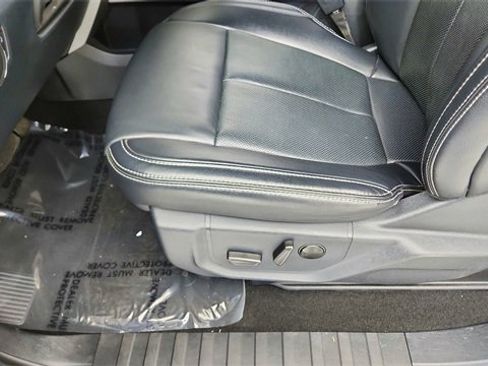 Used 2022 Ford F250 Lariat image 35